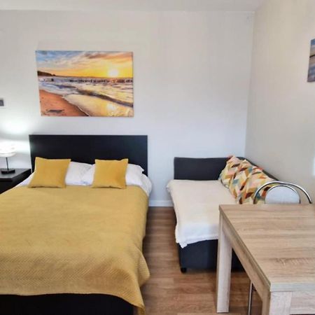 Cozy Modern Apartment Sunrise Studio 35M2 Balcony 3 Persons Краков Экстерьер фото